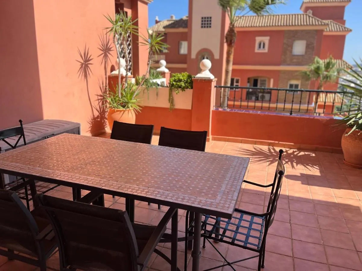 Apartment Duquesa Regent مانيلفا